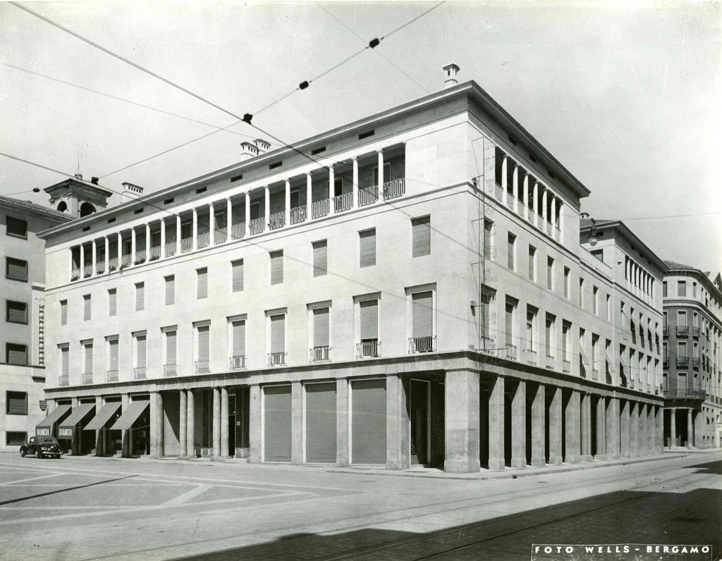 Piazza Della Libertà · Historify