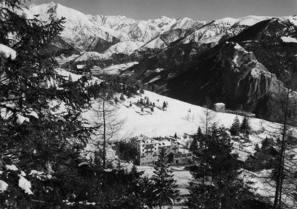 Passo Della Presolana, Castione · Historify