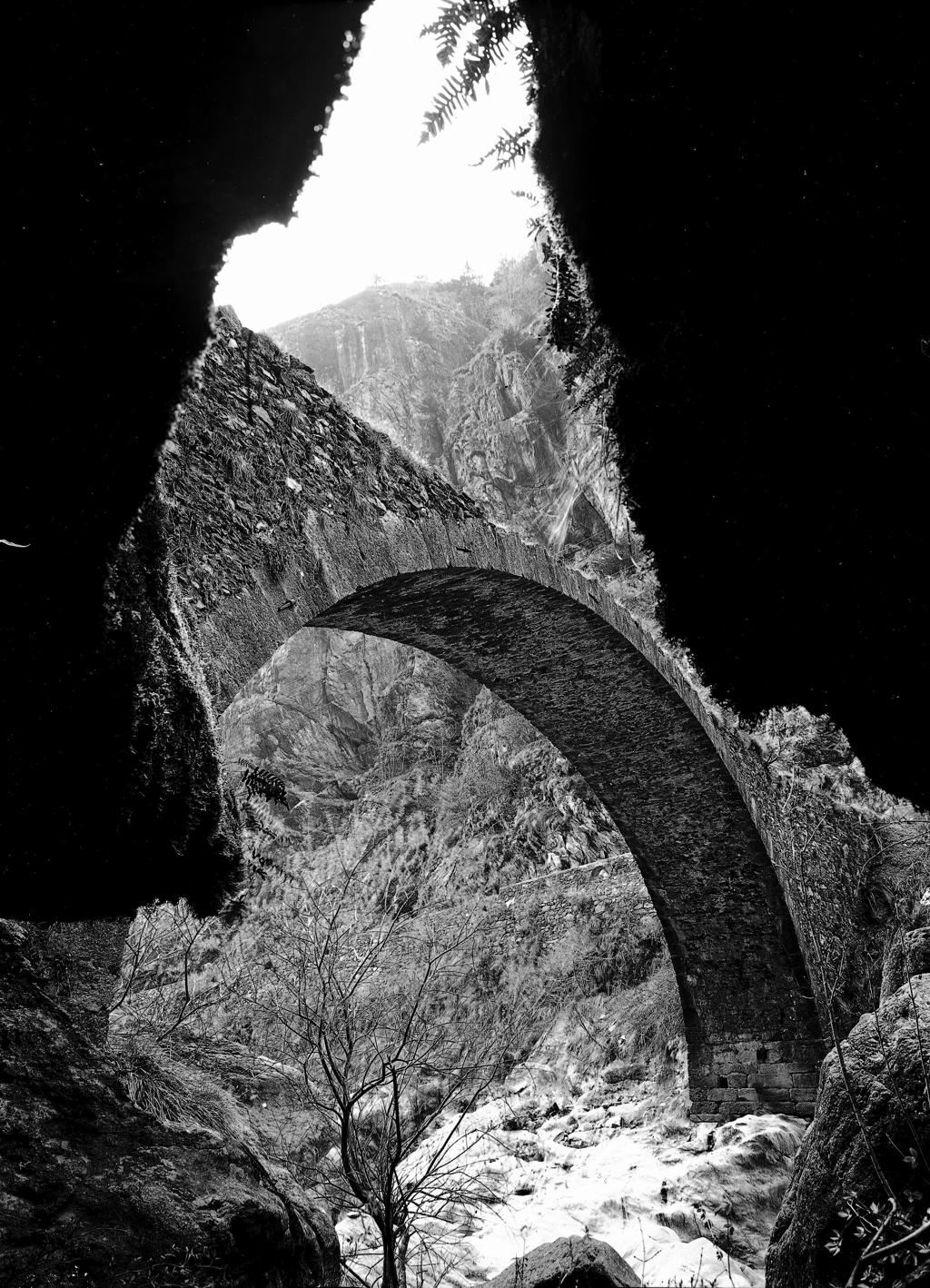 Ponte dei Canali · Historify