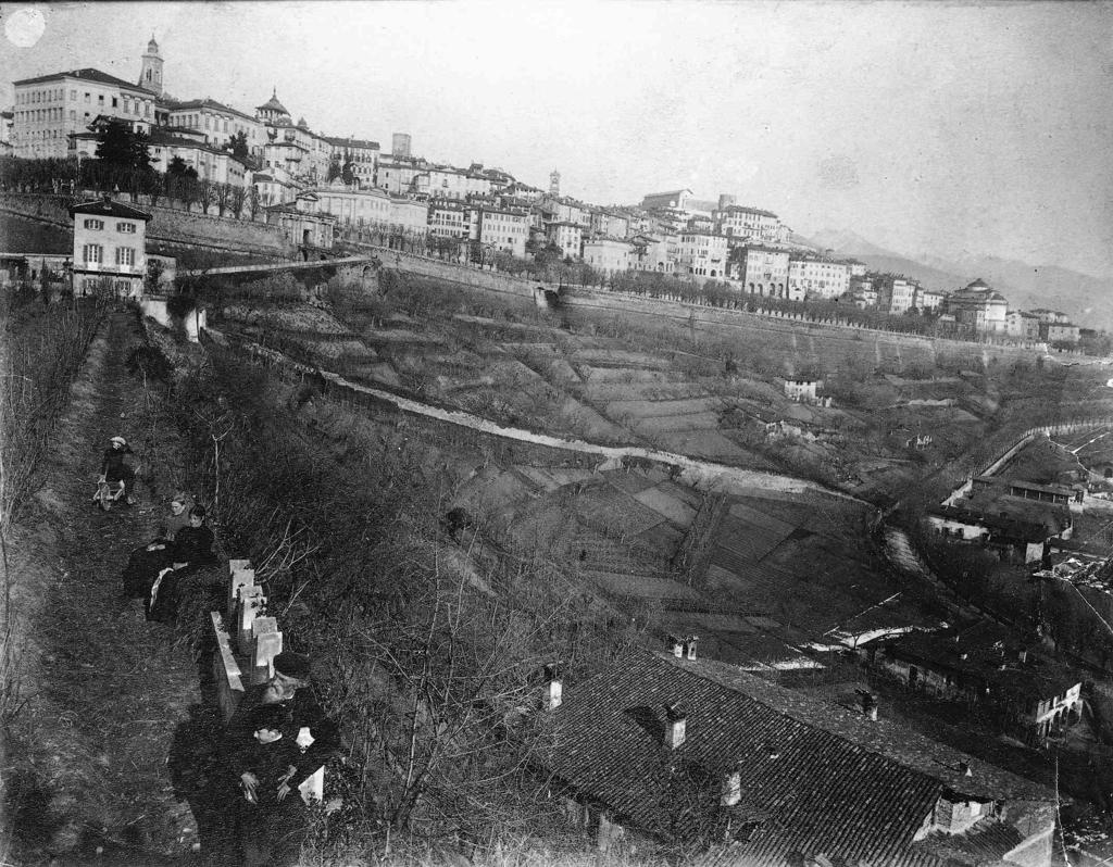 Veduta Di Città Alta · Historify