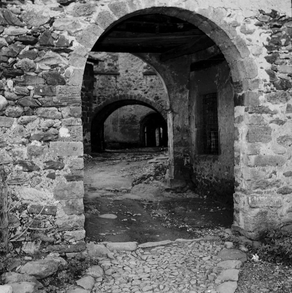Borgo Di Cornello Dei Tasso · Historify