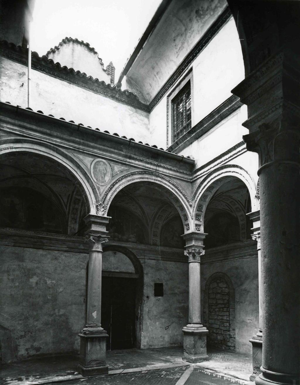 Chiostro Del Monastero Di S. Benedetto · Historify