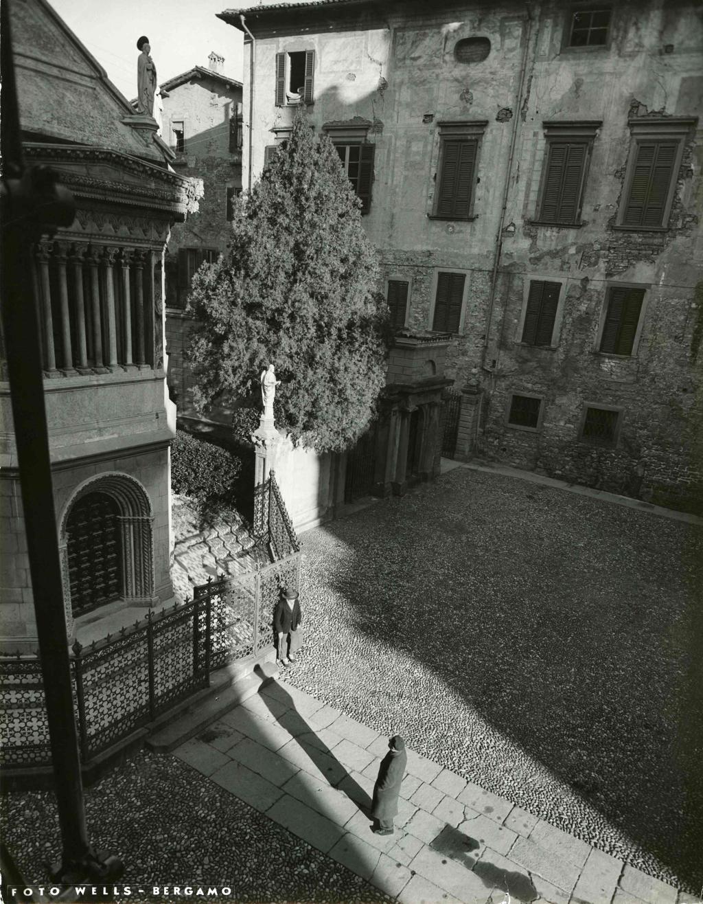 Battistero, Città Alta · Historify