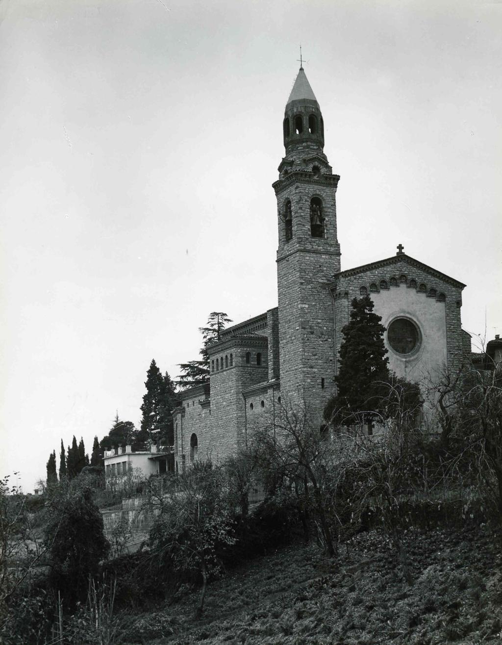 Tempio Dei Caduti · Historify
