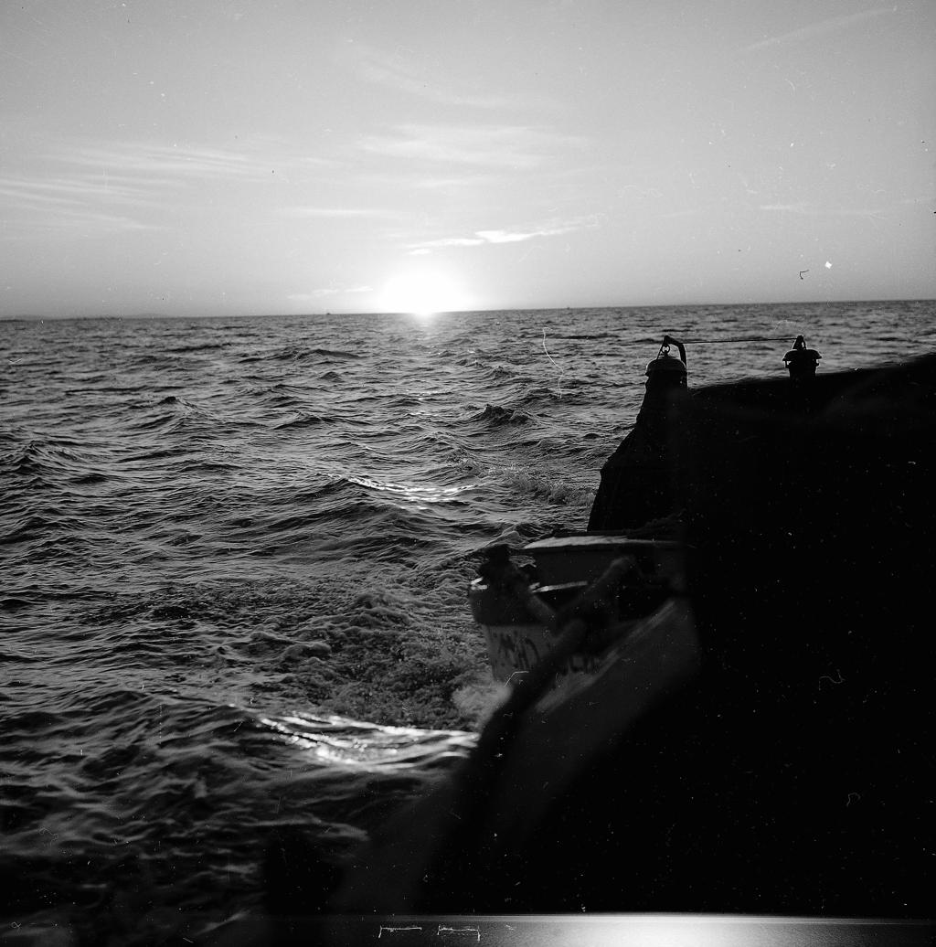 Lago Visto Da Una Barca · Historify