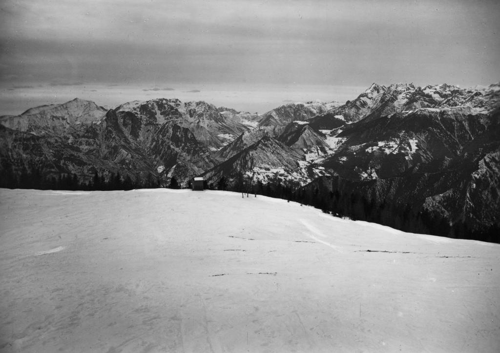 Paesaggio Innevato · Historify