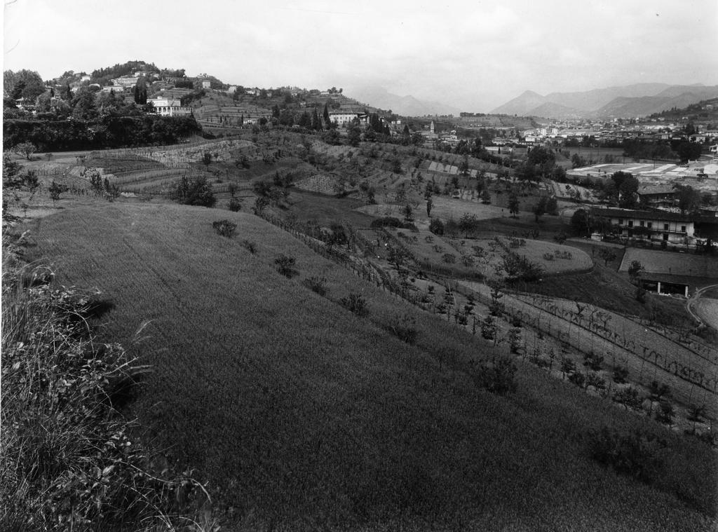 Vista su Valverde e Valtesse dalla Fara · Historify
