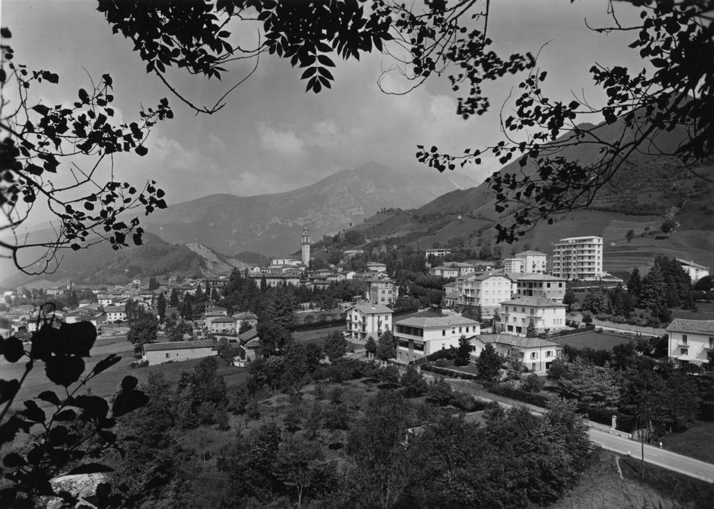 Vista Su Clusone · Historify