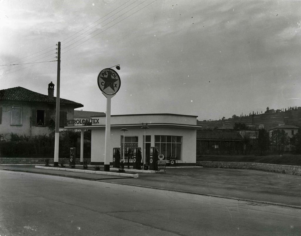 Stazione Di Servizio Petrol Caltex · Historify