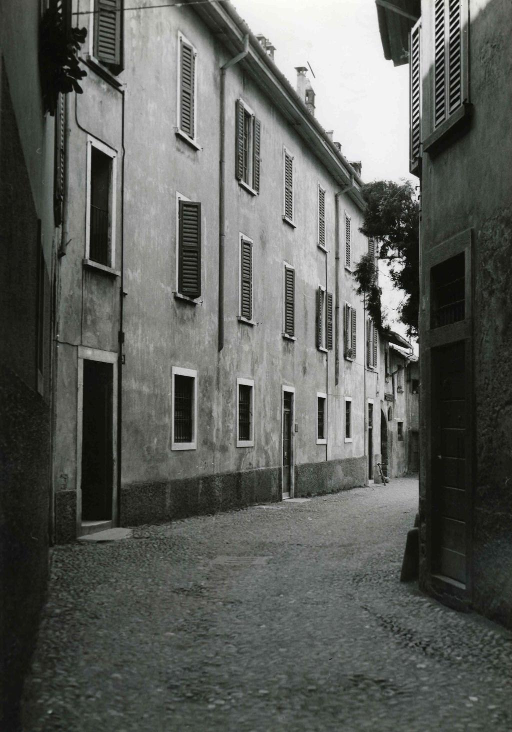 Via San Lazzaro · Historify