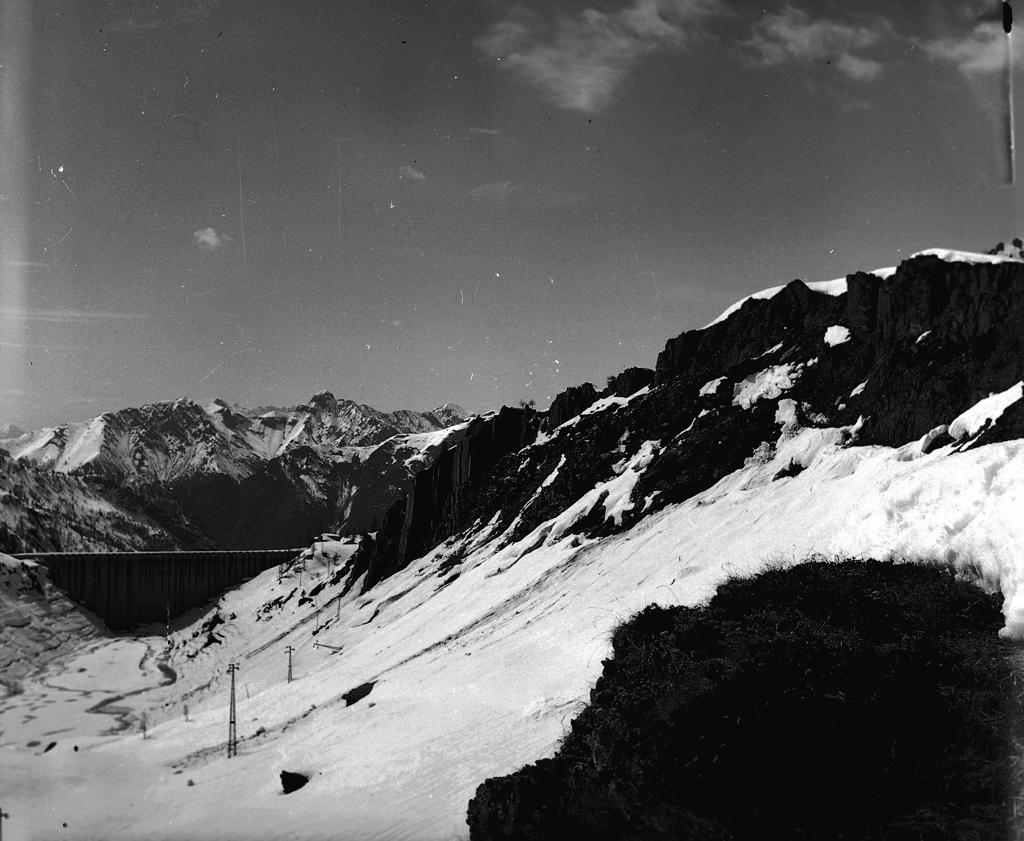 Montagne · Historify
