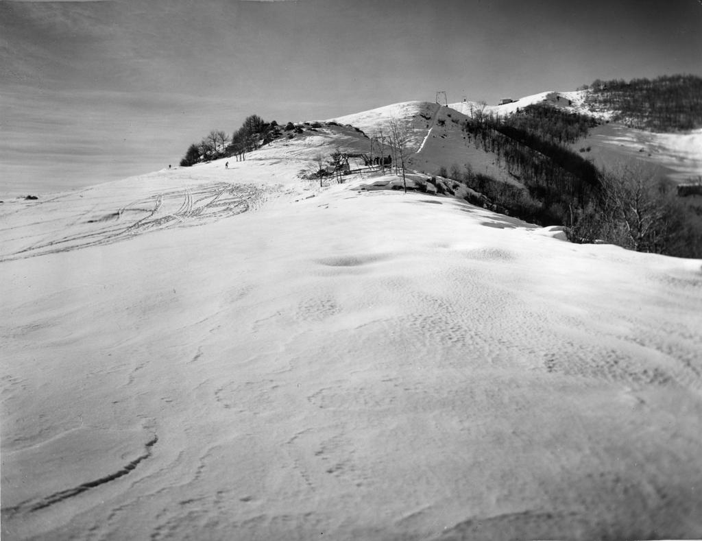 Cabinovia sul Monte Poieto · Historify