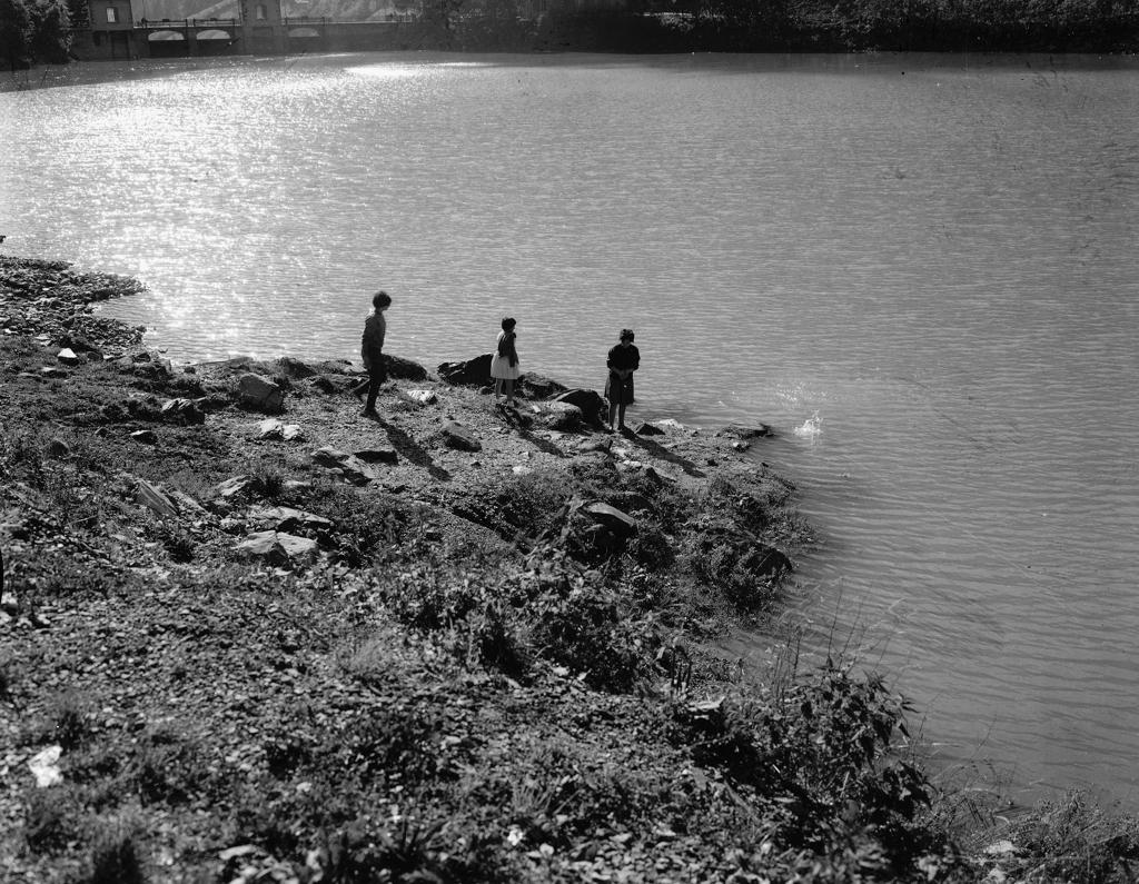 Lago Di Carona · Historify