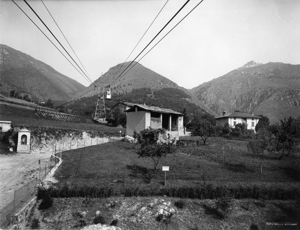 Tratto della funivia Albino-Selvino · Historify