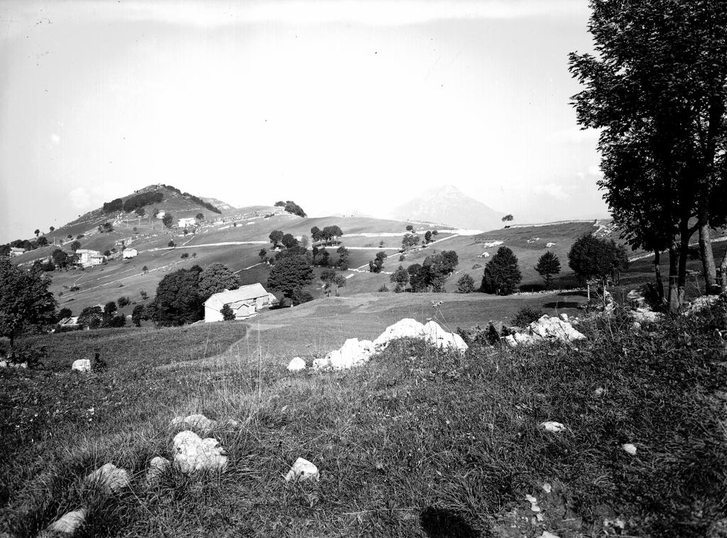 Paesaggio Montano · Historify