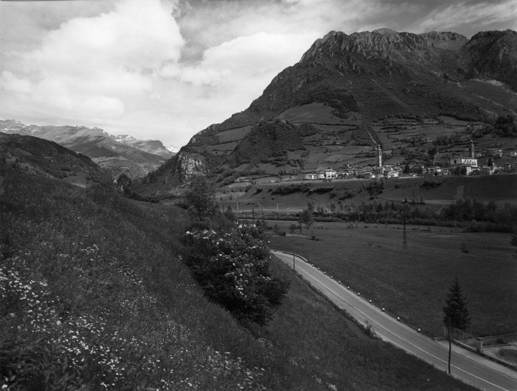 Panorama su Ardesio · Historify