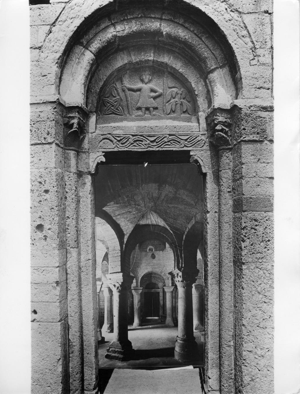 Particolare Della Rotonda Di San Tomè Di Almenno San Bartolomeo · Historify