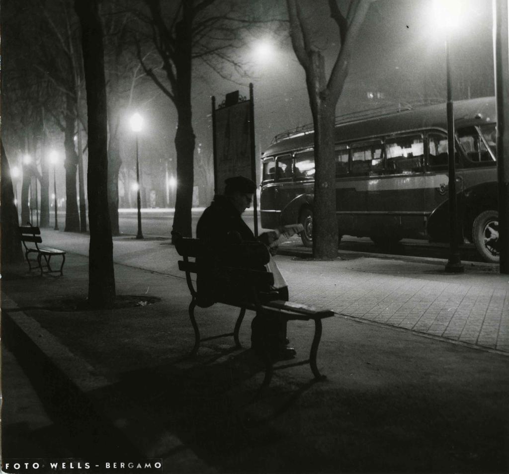 Lettura aspettando la sera · Historify