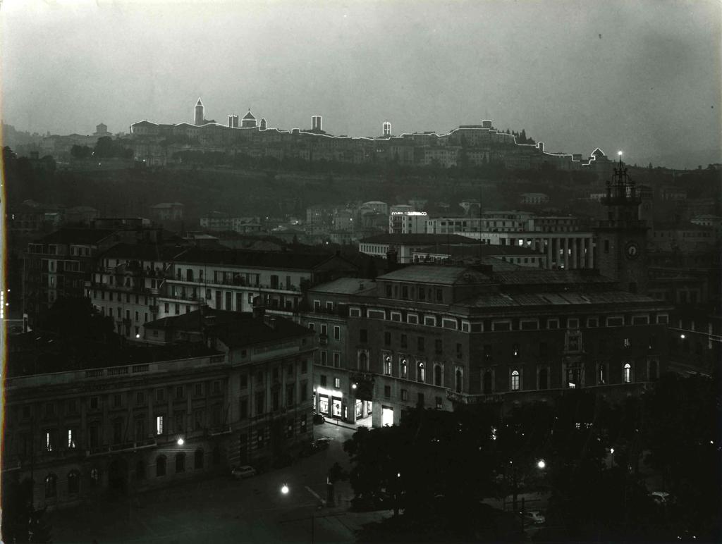 Vista Città Bassa E Città Alta · Historify