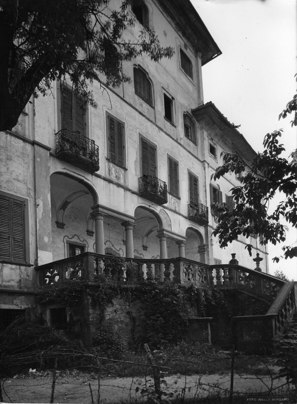 Villa Rotigni Riccardi A Carobbio Degli Angeli · Historify