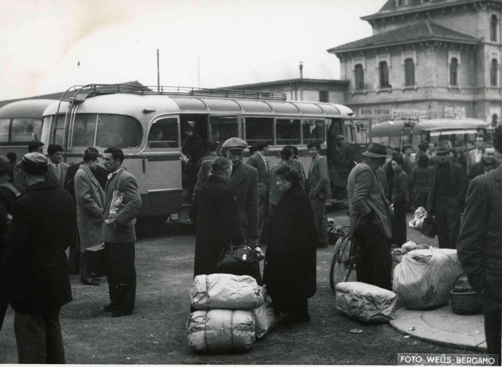 Stazione Autolinee · Historify