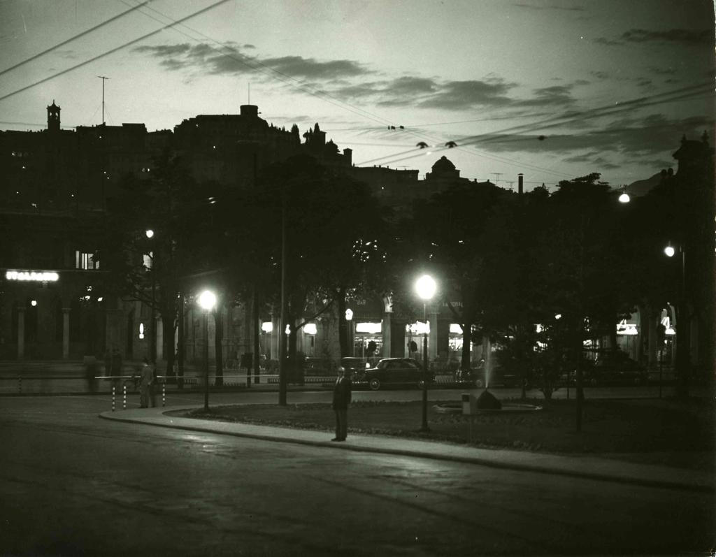 Sentierone Al Tramonto · Historify