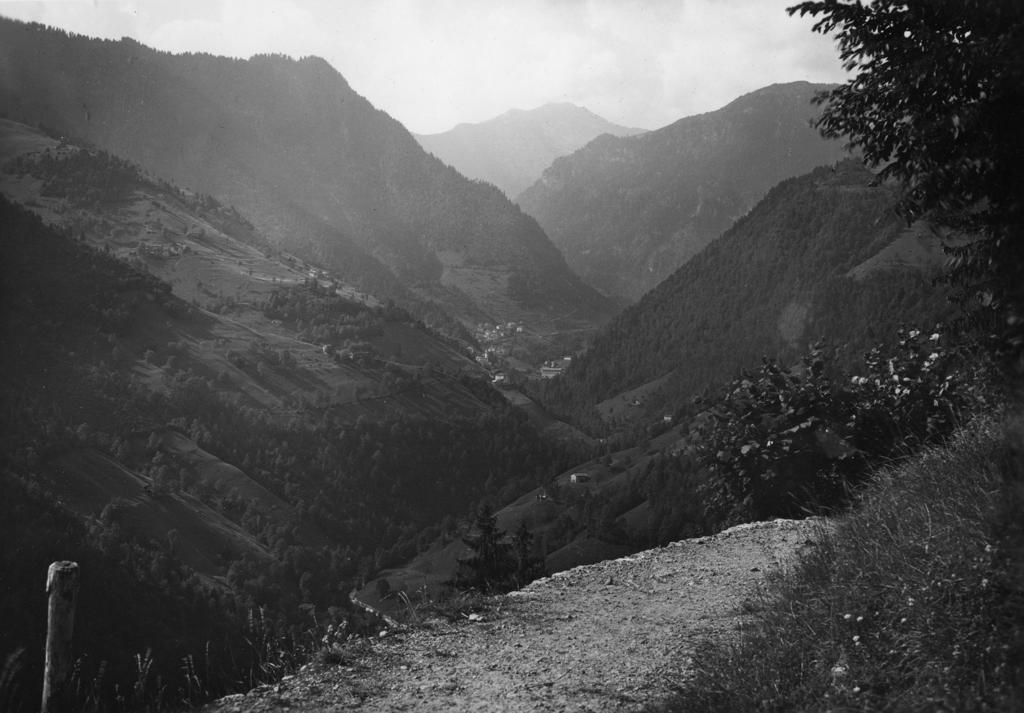 Valli E Montagne · Historify