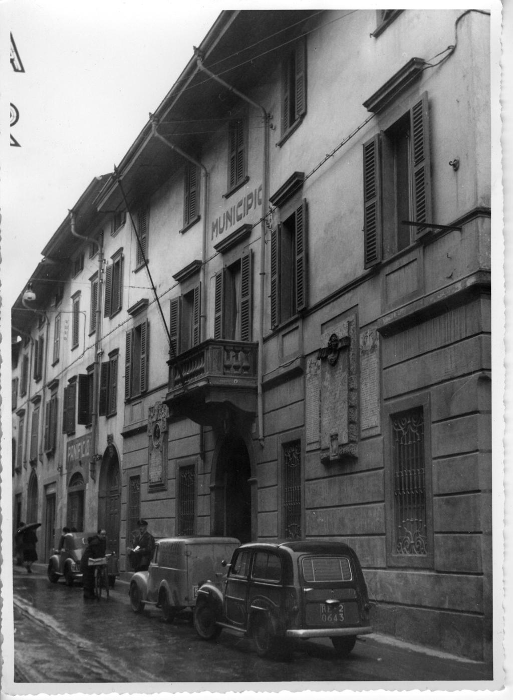 Vecchio Municipio Albino · Historify