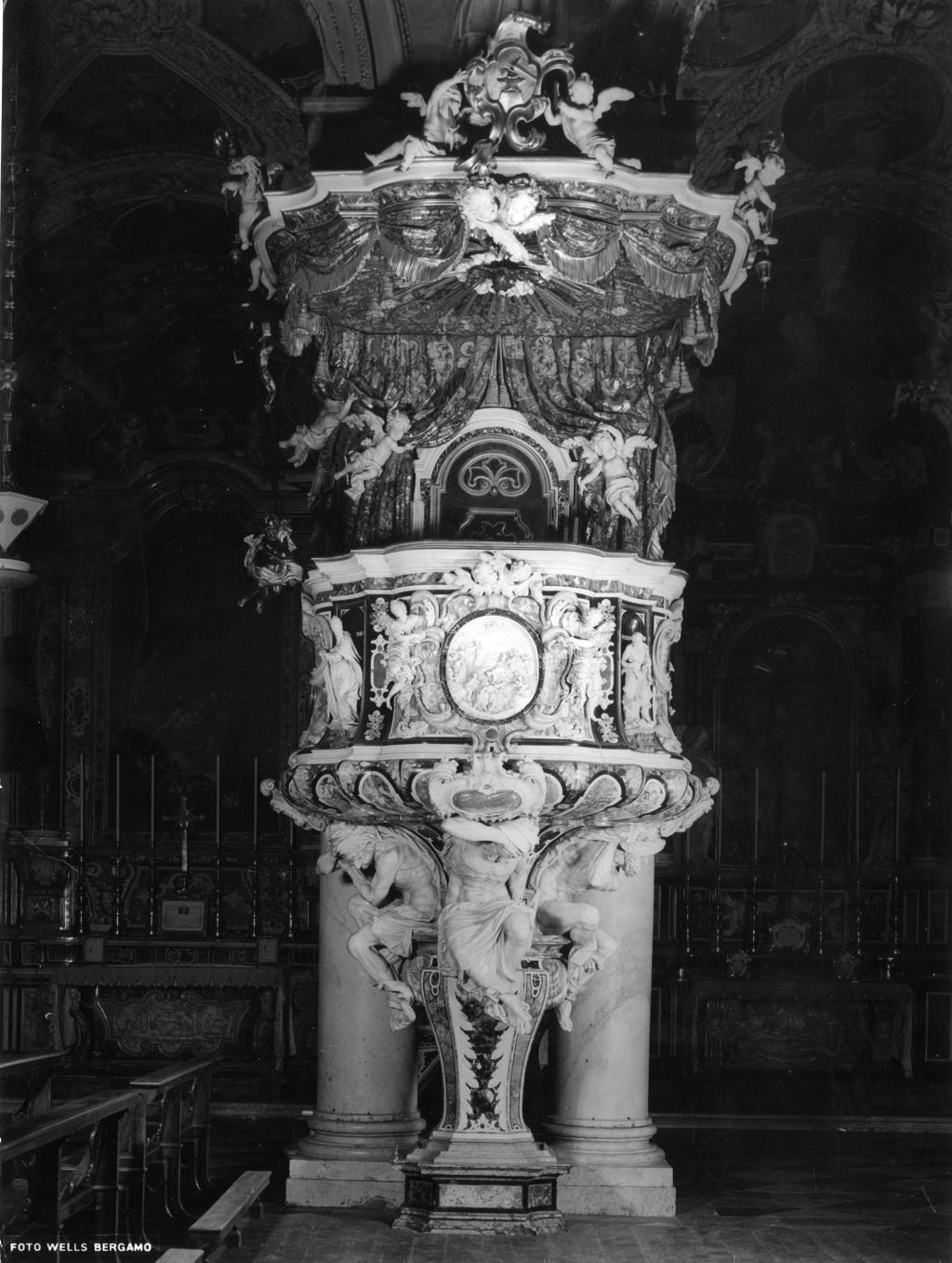 Pulpito, Basilica di San Martino · Historify