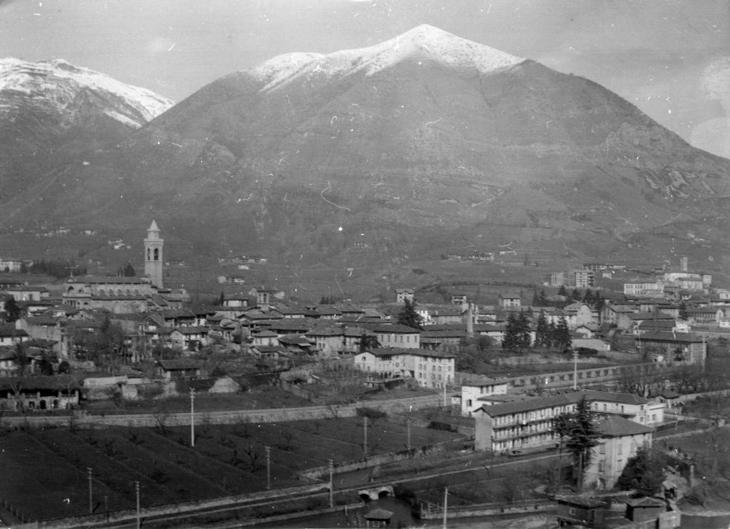 Veduta Di Albino · Historify