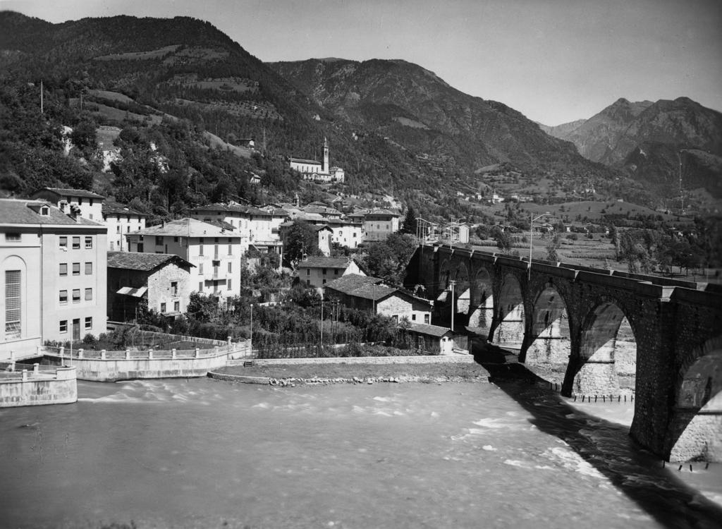 Ponte Di Lenna · Historify