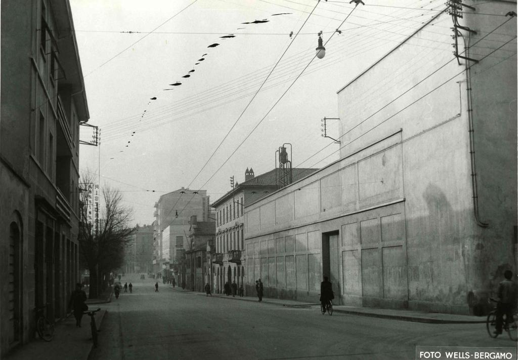 Via A. Maj · Historify