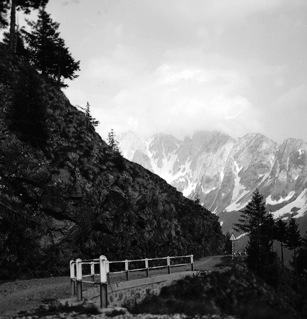 Montagne · Historify