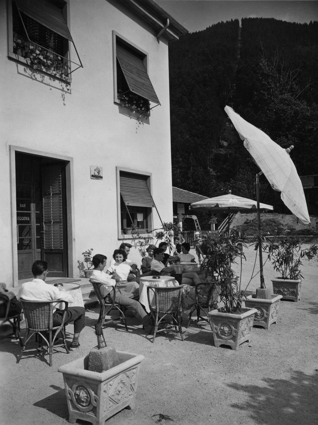 Pausa Caffè · Historify