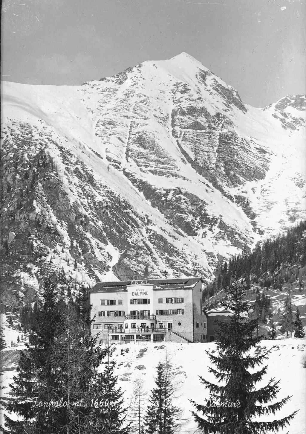Montagne Innevate · Historify