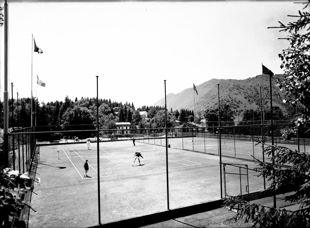 Campi Da Tennis · Historify