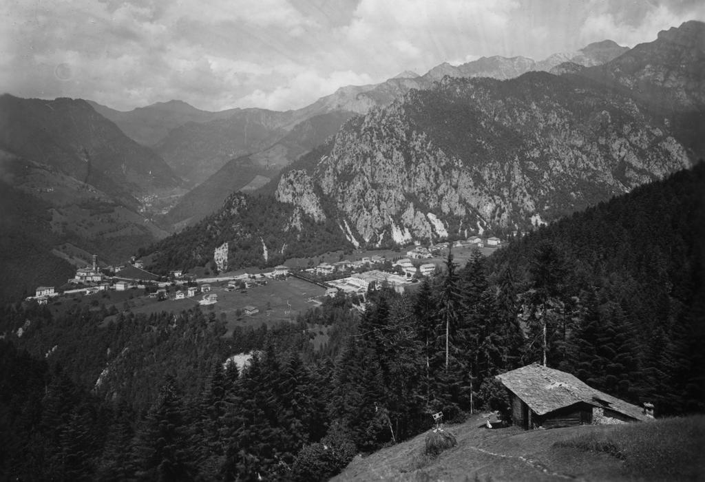 Valli E Montagne · Historify