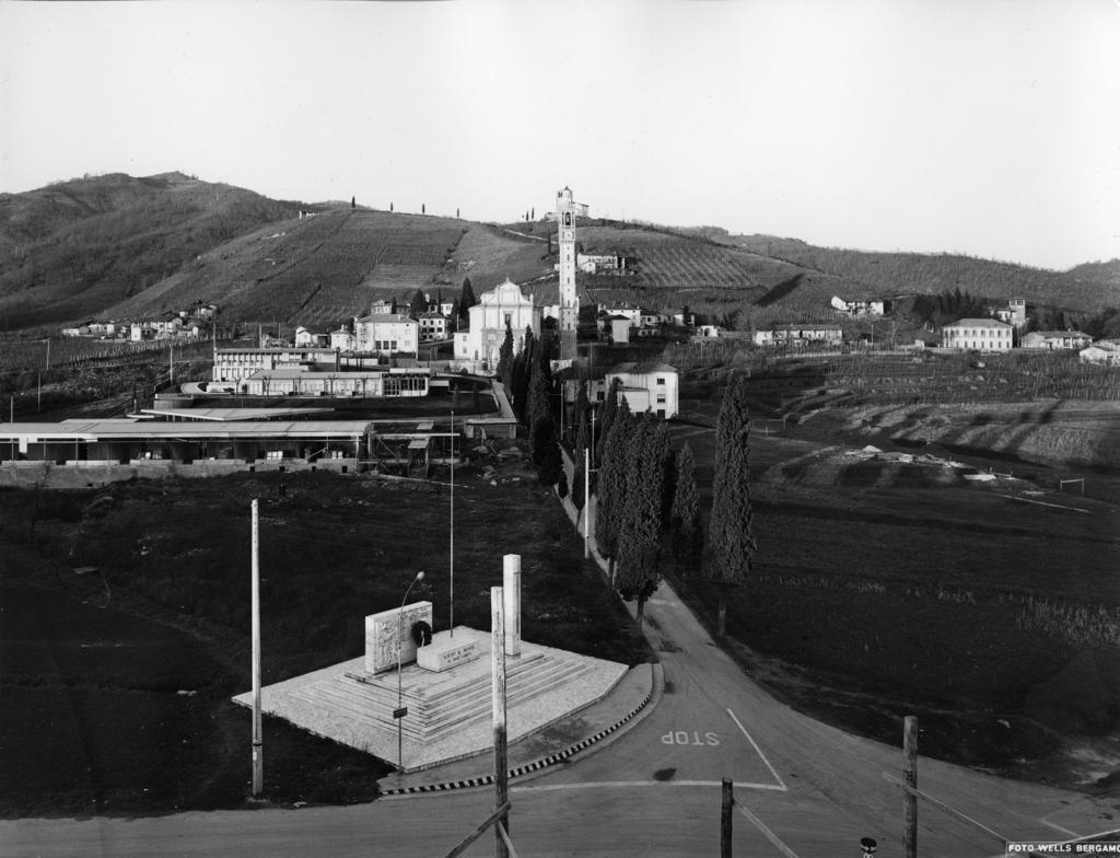 Sotto Il Monte · Historify