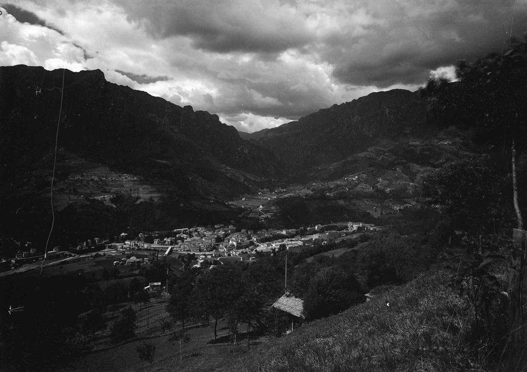 San Giovanni Bianco · Historify