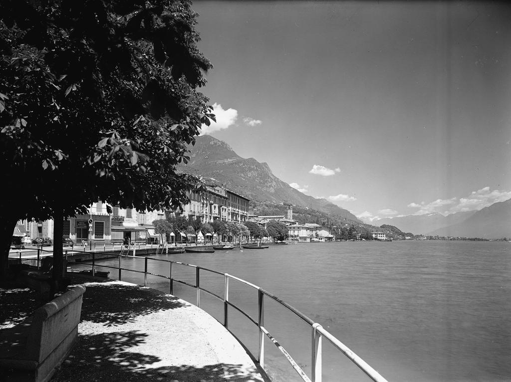 Lungo Lago Di Lovere · Historify