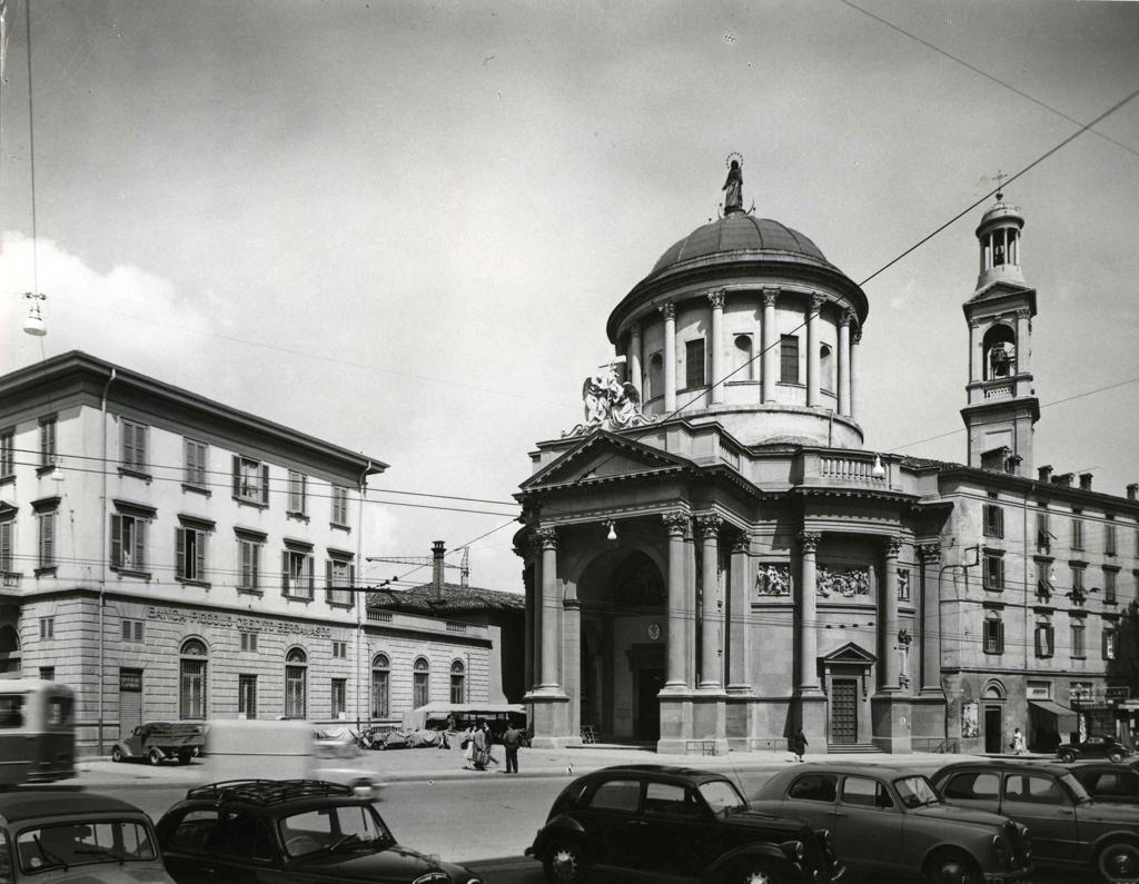 Chiesa Prepositurale Di Santa Maria Immacolata Delle Grazie · Historify