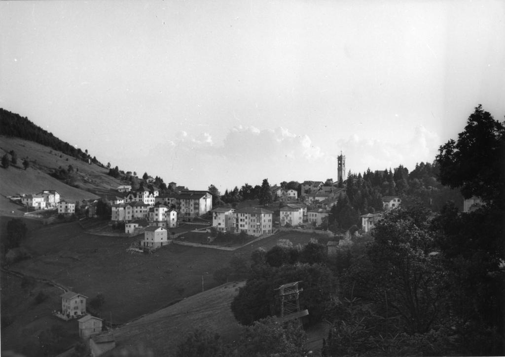 Veduta Di Selvino · Historify