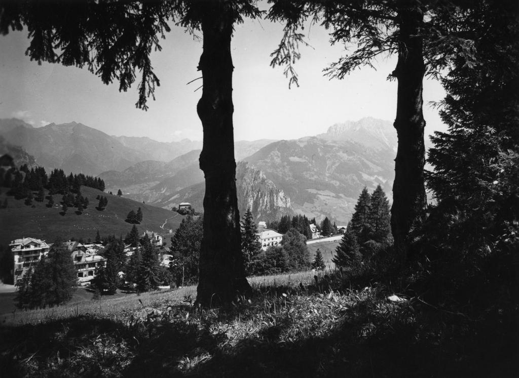 Veduta Del Passo Della Presolana · Historify