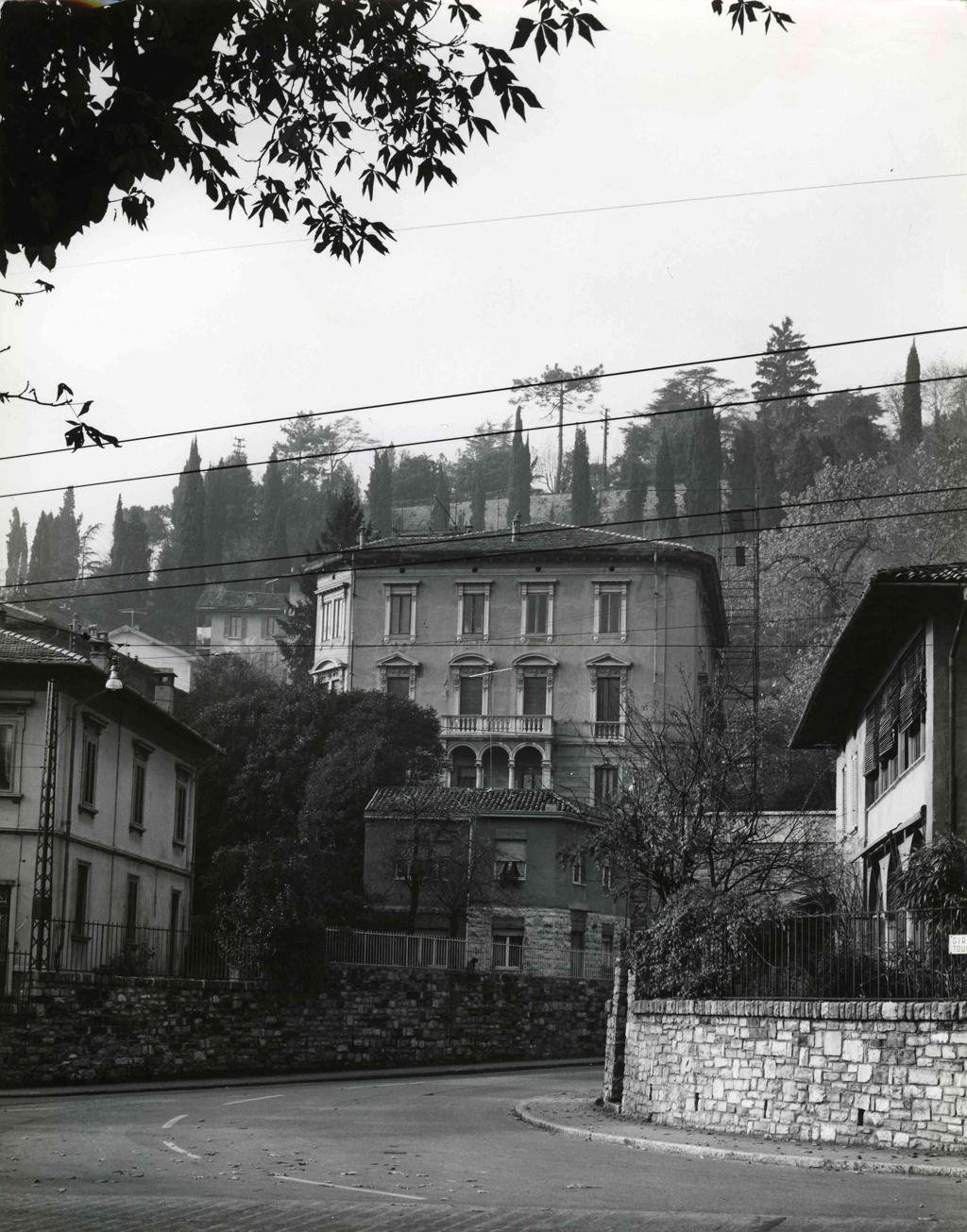 Case A Bergamo · Historify