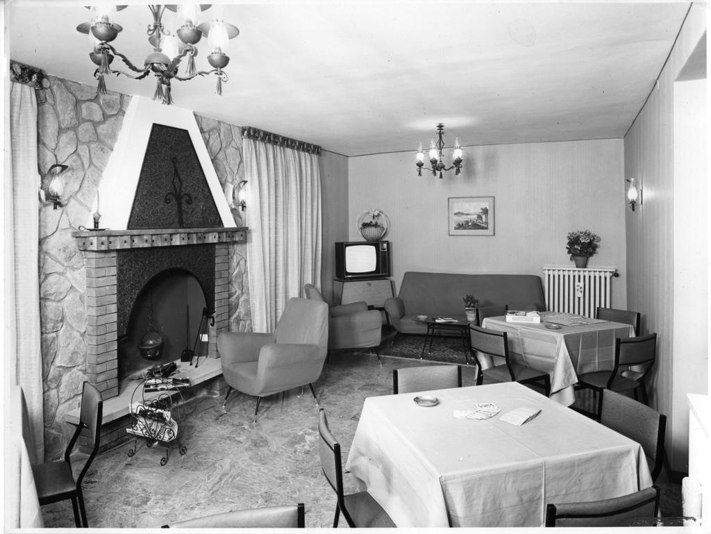 Albergo a Selvino · Historify