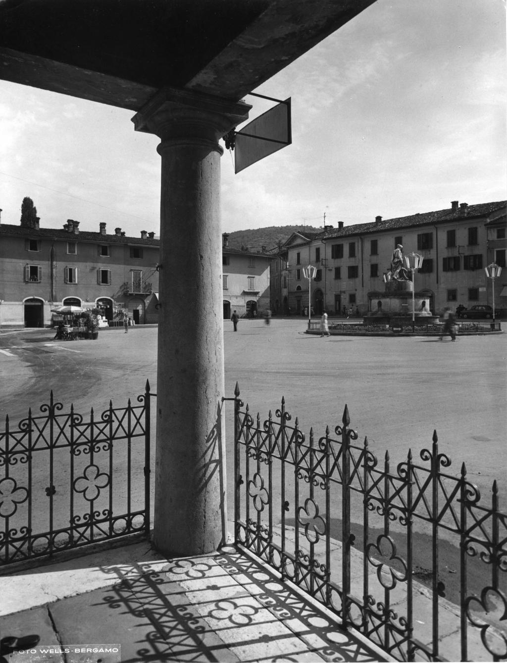Vista su Piazza Cavour · Historify