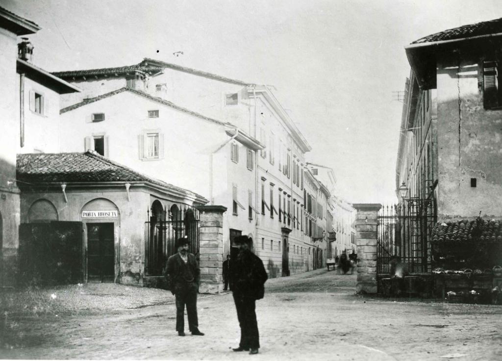 Porta Broseta, Fine Ottocento · Historify