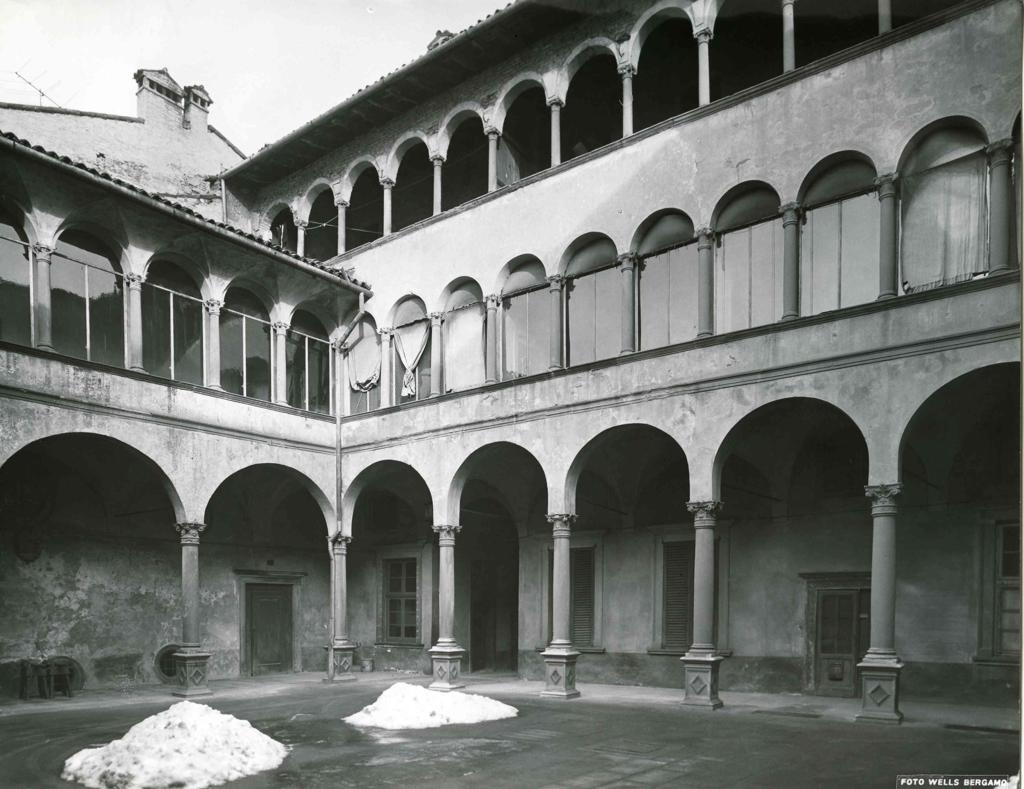 Casa Dei Tasso · Historify
