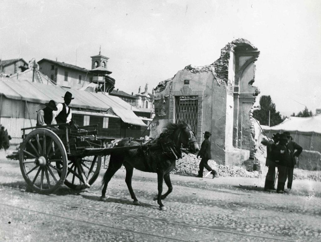 Bergamo In Carretto · Historify