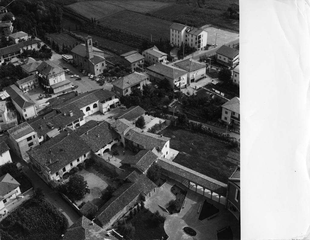 Sotto Il Monte · Historify